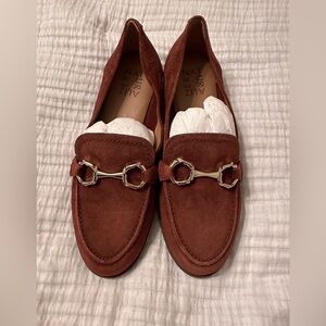 Naturalizer Stevie Suede Flat - NWOT - Size 7